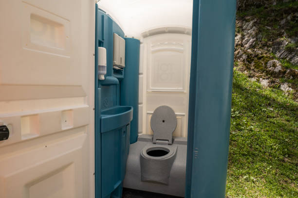 Best Porta potty delivery and setup  in Knightdale, NC
